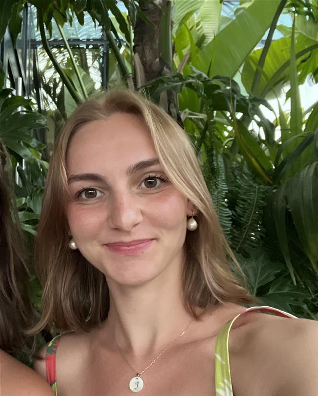 Elise Chantegros